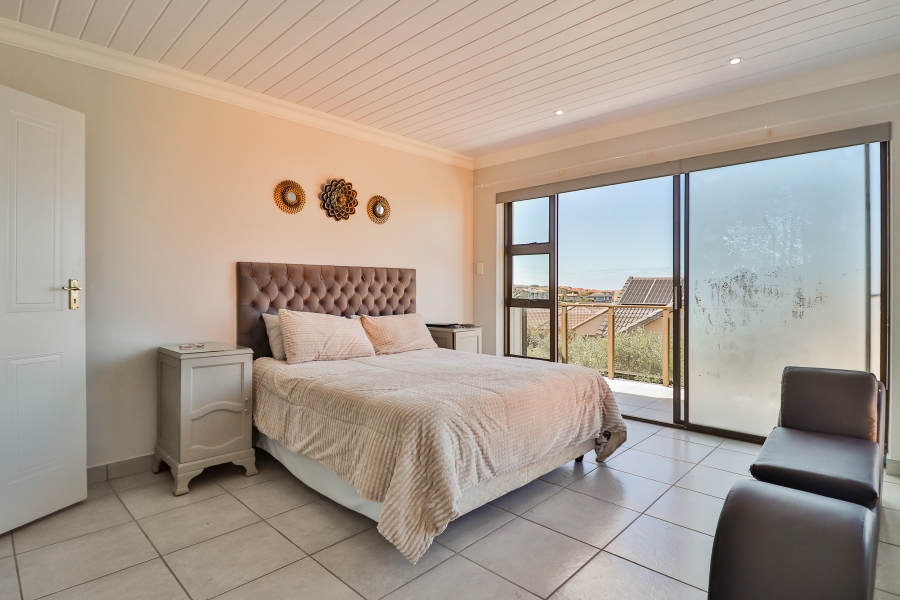 5 Bedroom Property for Sale in Mossel Bay Golf Estate Western Cape